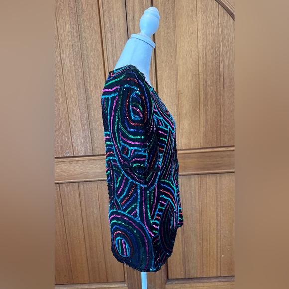 Mark & John by Gopal Vintage women’s Black SILK blouse with rainbow sequins - Picture 3 of 8